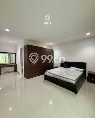 Dijual Rumah Luas Elegan Dengan View Eksklusif di Kemang, Jakarta Selatan Dijual Rumah Luas Elegan Dengan View Eksklusif di Kemang, Jakarta Selatan