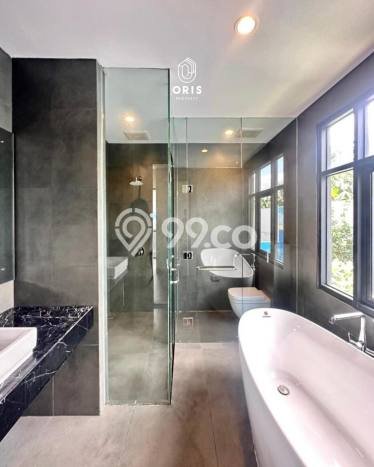 Rumah Mewah LB 200m2 Siap Pakai Desain Elegan di Tanjung Barat, Jakarta Selatan Rumah Mewah LB 200m2 Siap Pakai Desain Elegan di Tanjung Barat, Jakarta Selatan
