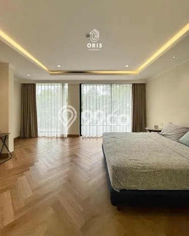Rumah Mewah LB 365m2 Siap Pakai Desain Elegan di Lebak Bulus, Jakarta Selatan Rumah Mewah LB 365m2 Siap Pakai Desain Elegan di Lebak Bulus, Jakarta Selatan