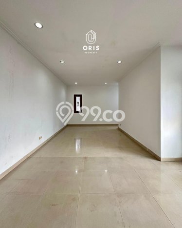Rumah Elit Modern Tanpa Renovasi di Lebak Bulus Jakarta Selatan Rumah Elit Modern Tanpa Renovasi di Lebak Bulus Jakarta Selatan