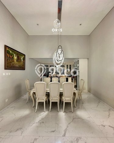 Rumah Elit LB 500m2 Siap Pakai Desain Elegan di Cipete, Jakarta Selatan Rumah Elit LB 500m2 Siap Pakai Desain Elegan di Cipete, Jakarta Selatan