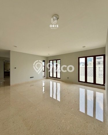 Rumah Elit LB 665m2 Siap Pakai Desain Elegan di Ampera, Jakarta Selatan Rumah Elit LB 665m2 Siap Pakai Desain Elegan di Ampera, Jakarta Selatan