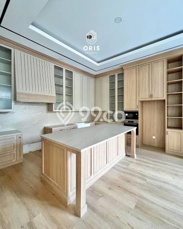 Hunian Mewah Dijual LT 317m2 di Kebayoran Baru, Jakarta Selatan Hunian Mewah Dijual LT 317m2 di Kebayoran Baru, Jakarta Selatan