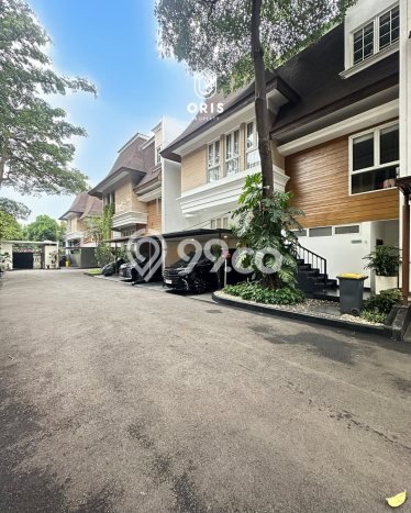 For Sale! Luxury House LT 130m2 Desain Elegan di Pejaten For Sale! Luxury House LT 130m2 Desain Elegan di Pejaten