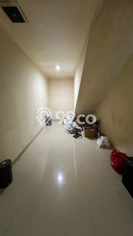 FOR SALE! Ruko di Jatinegara Jakarta Timur, LT 67m2, LB 243m2 FOR SALE! Ruko di Jatinegara Jakarta Timur, LT 67m2, LB 243m2
