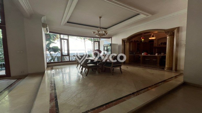 Hunian Mewah LB 700m2 Siap Pakai Desain Elegan di Sunter, Jakarta Utara Hunian Mewah LB 700m2 Siap Pakai Desain Elegan di Sunter, Jakarta Utara