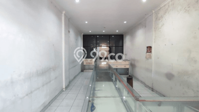 Area Ramai! Ruko Dijual di Kuta untuk Bisnis Luas Bangunan 270m2 Area Ramai! Ruko Dijual di Kuta untuk Bisnis Luas Bangunan 270m2