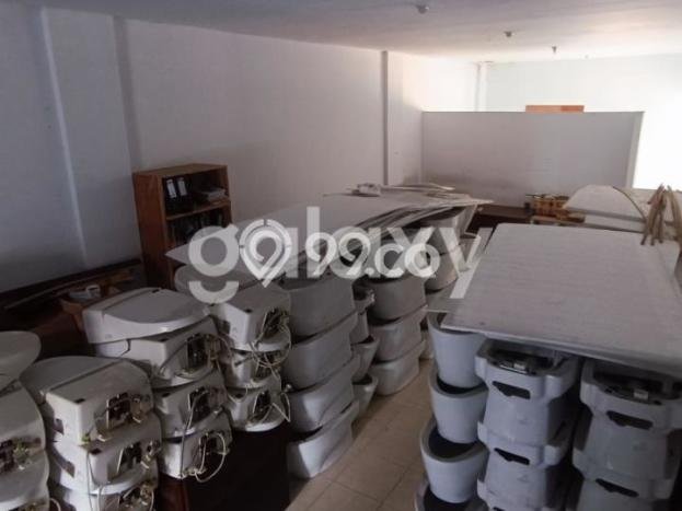 Unit Ruko disewakan di Kuta Badung dengan LT 167m2 / LB 240m2 Unit Ruko disewakan di Kuta Badung dengan LT 167m2 / LB 240m2