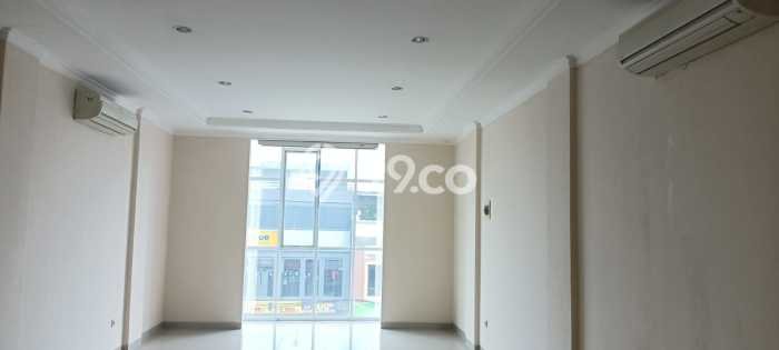 Untuk Dijual! Ruko di Galaxy Bekasi LT 67m2 / LB 234m2 Kawasan Strategis Untuk Dijual! Ruko di Galaxy Bekasi LT 67m2 / LB 234m2 Kawasan Strategis