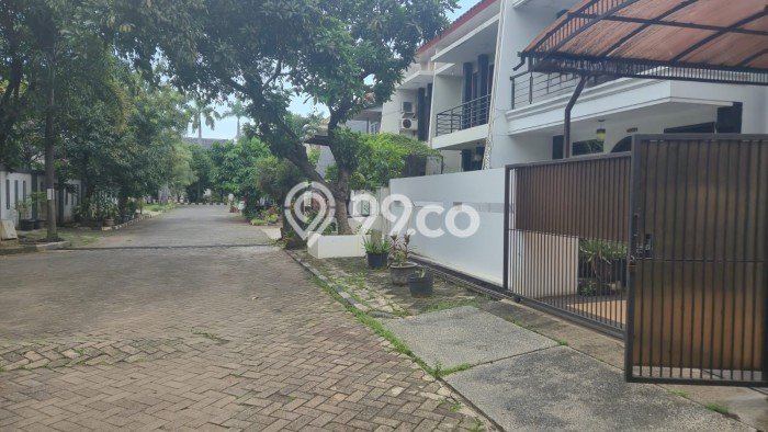 Hunian Mewah Siap Huni LT 200m2 di Bekasi Barat, Bekasi Hunian Mewah Siap Huni LT 200m2 di Bekasi Barat, Bekasi