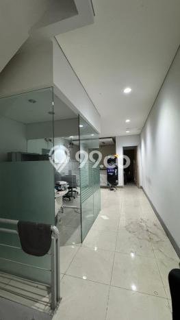 Ruko untuk disewa di Tebet punya LT 100m2 & LB 300m2 harga sewa kompetitif Ruko untuk disewa di Tebet punya LT 100m2 & LB 300m2 harga sewa kompetitif