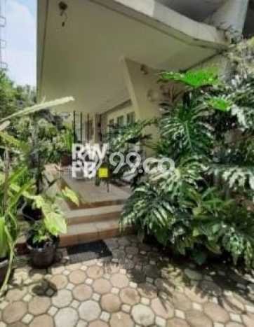 Siap Huni Rumah Mewah 6 Kamar di Menteng Dekat ke Mana Saja Siap Huni Rumah Mewah 6 Kamar di Menteng Dekat ke Mana Saja