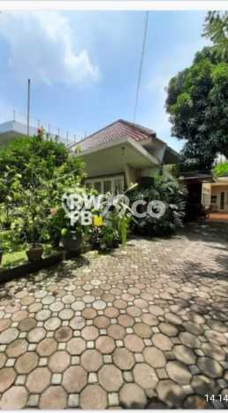 Siap Huni Rumah Mewah 6 Kamar di Menteng Dekat ke Mana Saja Siap Huni Rumah Mewah 6 Kamar di Menteng Dekat ke Mana Saja