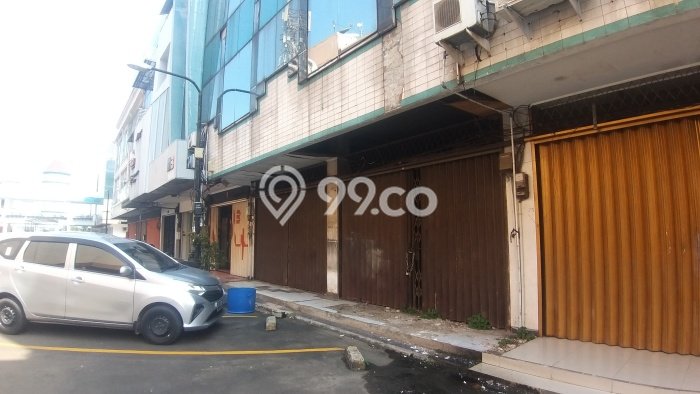 Ruko Dijual di Prime Area Jakarta Selatan Luas 480m2 Ruko Dijual di Prime Area Jakarta Selatan Luas 480m2