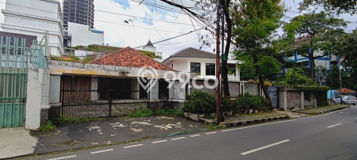 Siap Huni Rumah Mewah 6 Kamar di Menteng Dekat ke Mana Saja Siap Huni Rumah Mewah 6 Kamar di Menteng Dekat ke Mana Saja