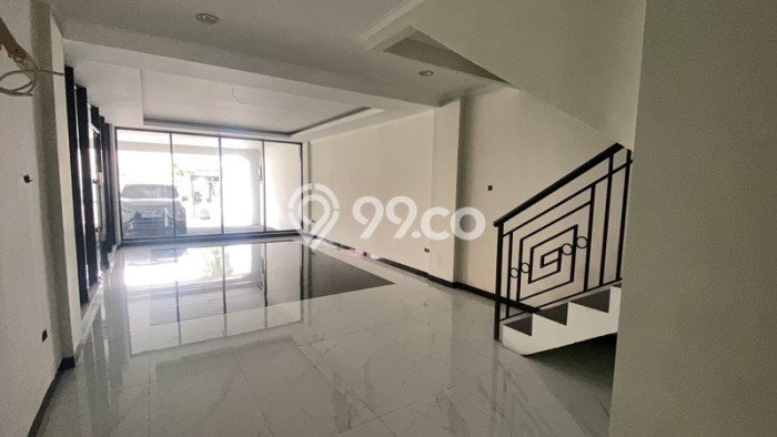 Ruko Komersial Dijual di Jatinegara Jakarta Timur LT 382m2 & LB 1038m2 Ruko Komersial Dijual di Jatinegara Jakarta Timur LT 382m2 & LB 1038m2