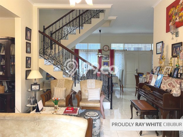 Dijual Rumah Mewah Megah Dengan View Cantik di Kota Wisata, Bogor Dijual Rumah Mewah Megah Dengan View Cantik di Kota Wisata, Bogor