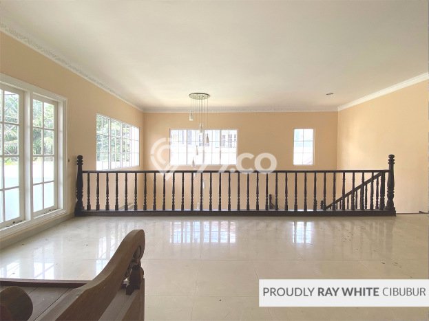 Dijual Rumah Mewah Elegan Dengan View Cantik di Kota Wisata, Bogor Dijual Rumah Mewah Elegan Dengan View Cantik di Kota Wisata, Bogor