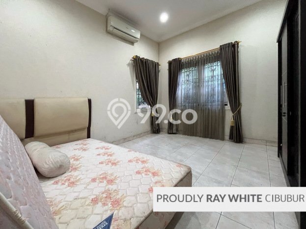 Hunian Elit LB 449m2 Siap Huni Desain Elegan di Kota Wisata, Bogor Hunian Elit LB 449m2 Siap Huni Desain Elegan di Kota Wisata, Bogor