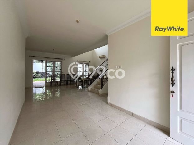 For Sale! Premium House LT 275m2 Desain Elegan di Kota Wisata For Sale! Premium House LT 275m2 Desain Elegan di Kota Wisata