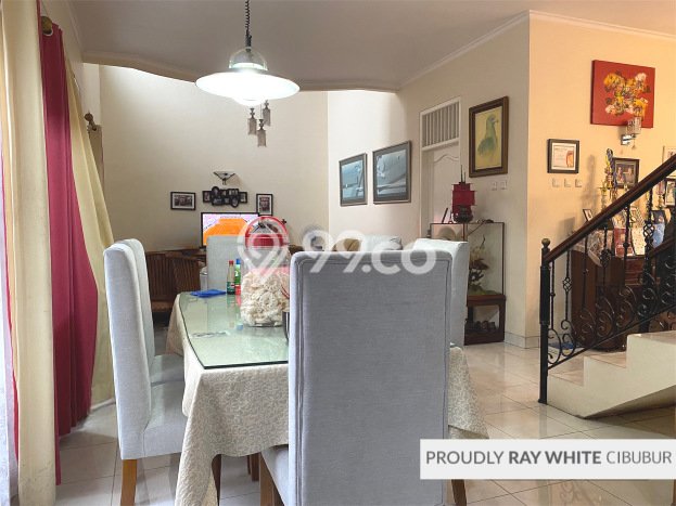 Dijual Rumah Mewah Megah Dengan View Cantik di Kota Wisata, Bogor Dijual Rumah Mewah Megah Dengan View Cantik di Kota Wisata, Bogor