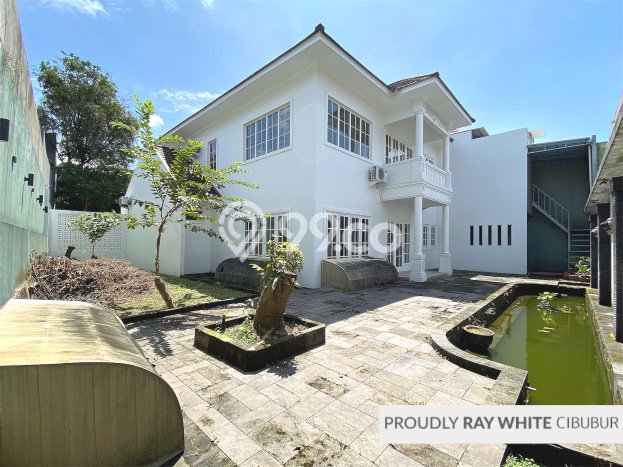 Dijual Rumah Mewah Elegan Dengan View Cantik di Kota Wisata, Bogor Dijual Rumah Mewah Elegan Dengan View Cantik di Kota Wisata, Bogor