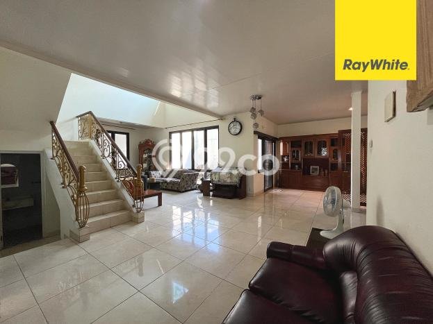 Dijual Rumah Luas Megah Dengan View Cantik di Kota Wisata, Bogor Dijual Rumah Luas Megah Dengan View Cantik di Kota Wisata, Bogor