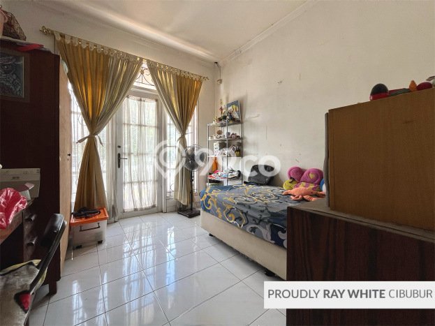 Jual Rumah Modern 3 KT di Kota Wisata, Bogor Jual Rumah Modern 3 KT di Kota Wisata, Bogor