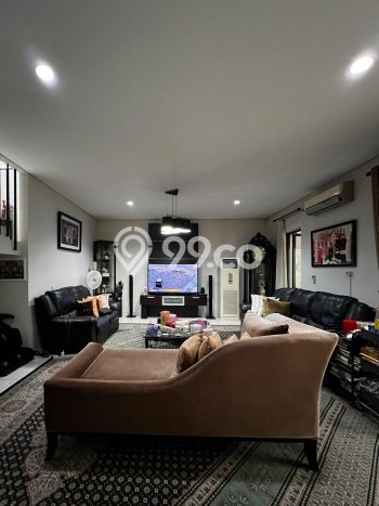 Rumah Elit LB 275m2 Siap Pakai Desain Elegan di BSD Virginia Lagoon, Tangerang Rumah Elit LB 275m2 Siap Pakai Desain Elegan di BSD Virginia Lagoon, Tangerang