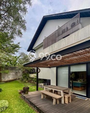 Jual Rumah Mewah Elegan Dengan View Eksklusif di Veteran, Jakarta Selatan Jual Rumah Mewah Elegan Dengan View Eksklusif di Veteran, Jakarta Selatan