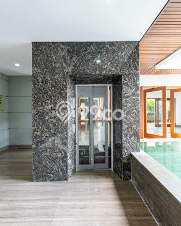 Dijual Rumah Luas Elegan Dengan View Cantik di Pondok Indah, Jakarta Selatan Dijual Rumah Luas Elegan Dengan View Cantik di Pondok Indah, Jakarta Selatan