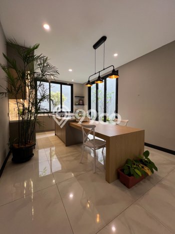Hot Offer Hunian Premium Ideal dan Luas di BSD, Tangerang Selatan Hot Offer Hunian Premium Ideal dan Luas di BSD, Tangerang Selatan