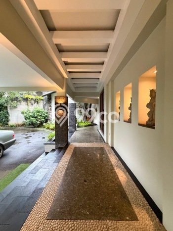 Dijual Rumah Premium dengan Fasilitas Sekitar Lengkap di Cilandak, Jakarta Selatan Dijual Rumah Premium dengan Fasilitas Sekitar Lengkap di Cilandak, Jakarta Selatan
