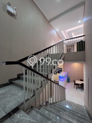 Hunian Elit LB 800m2 Siap Huni Desain Elegan di BSD Griya Loka, Tangerang Hunian Elit LB 800m2 Siap Huni Desain Elegan di BSD Griya Loka, Tangerang