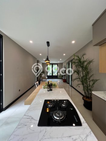 Hot Offer Hunian Premium Ideal dan Luas di BSD, Tangerang Selatan Hot Offer Hunian Premium Ideal dan Luas di BSD, Tangerang Selatan