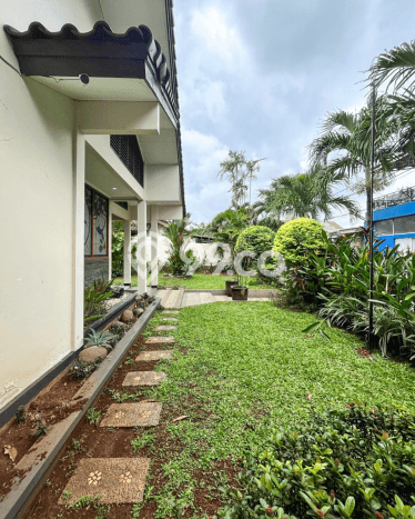 Rumah Elit Modern Tanpa Renovasi di Rempoa Tangerang Selatan Rumah Elit Modern Tanpa Renovasi di Rempoa Tangerang Selatan