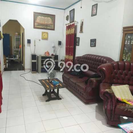 Rumah Modern 8 KT LT 300m2 di Lima Puluh Rumah Modern 8 KT LT 300m2 di Lima Puluh