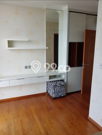 Apartemen Disewakan 3 Kamar Hemat Siap Huni di Jakarta Utara, Luas 175m2 Apartemen Disewakan 3 Kamar Hemat Siap Huni di Jakarta Utara, Luas 175m2