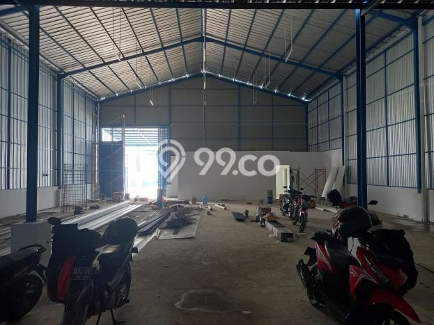 Gudang Disewa di Bekasi dengan LB 352m2 Area Komersial Ramai Gudang Disewa di Bekasi dengan LB 352m2 Area Komersial Ramai