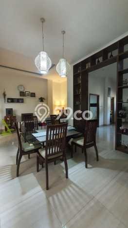 Rumah Luxury Modern Siap Huni di Bintaro Tangerang Selatan Rumah Luxury Modern Siap Huni di Bintaro Tangerang Selatan