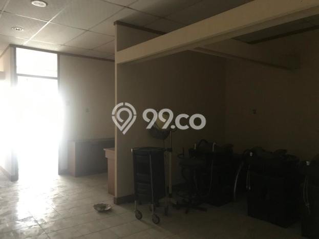Dijual Ruko Kawasan Bintaro, Luas 135m², Area Bisnis Dijual Ruko Kawasan Bintaro, Luas 135m², Area Bisnis
