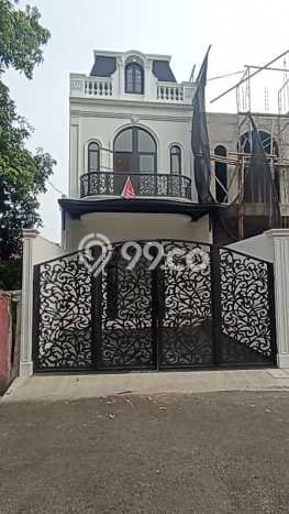 Rumah Luas Asri 3 KT Siap Huni di Joglo Jakarta Barat Rumah Luas Asri 3 KT Siap Huni di Joglo Jakarta Barat