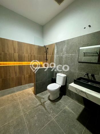 Gudang For Rent Kawasan , Luas 240m2m², Area Premium Gudang For Rent Kawasan , Luas 240m2m², Area Premium