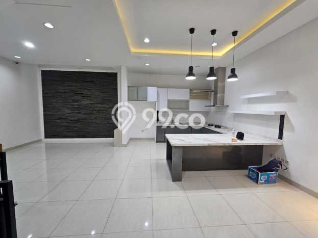 Rumah Luas Asri 3 KT Siap Huni di Bojong Indah Jakarta Barat Rumah Luas Asri 3 KT Siap Huni di Bojong Indah Jakarta Barat