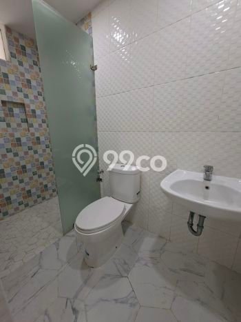 Ready to Use! Premium House LT 108m2 Desain Elegan di Joglo Ready to Use! Premium House LT 108m2 Desain Elegan di Joglo