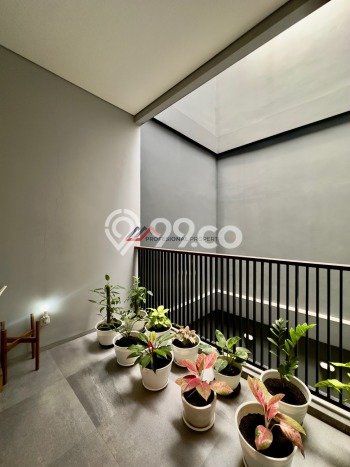 Ready to Use! Luxury House LT 117m2 Desain Elegan di Ampera Ready to Use! Luxury House LT 117m2 Desain Elegan di Ampera