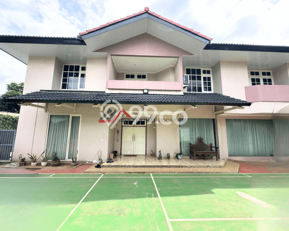 Ready to Use! Luxury House LT 899m2 Desain Modern di Cipete Ready to Use! Luxury House LT 899m2 Desain Modern di Cipete