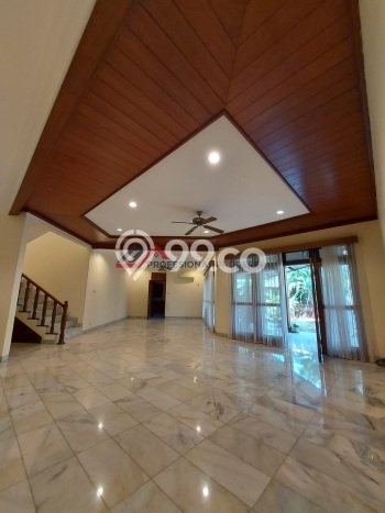 Rumah Elit LB 700m2 Siap Huni Desain Elegan di Kemang, Jakarta Selatan Rumah Elit LB 700m2 Siap Huni Desain Elegan di Kemang, Jakarta Selatan