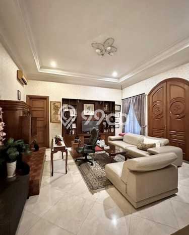 For Sale! Luxury House LT 600m2 Desain Modern di Kemang For Sale! Luxury House LT 600m2 Desain Modern di Kemang