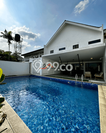 Dijual Rumah Luas Megah Dengan View Cantik di Cipete, Jakarta Selatan Dijual Rumah Luas Megah Dengan View Cantik di Cipete, Jakarta Selatan